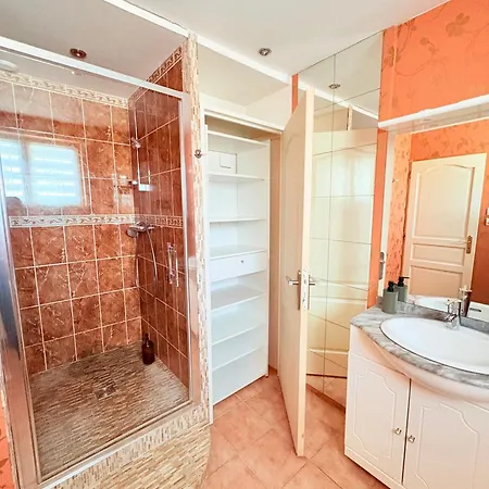 Maison - 3 Chambres- 4 Lits 3-6 Personnes Beuvry